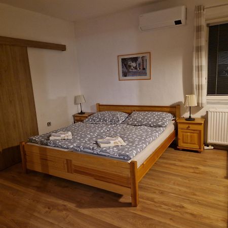 Apartman 33 Теплице-над-Метуи Экстерьер фото